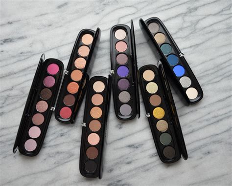 marc jacobs eyeshadow palette.